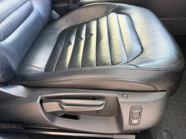 Volkswagen Passat B7 с пробегом 2012 года, цена 1 300 000 рублей, 355211 км, универсал, Автокод Объявления