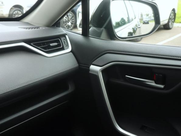 Toyota RAV4 V (XA50) с пробегом 2019 года, цена 3 391 000 рублей, 121790 км, внедорожник, Автокод Объявления