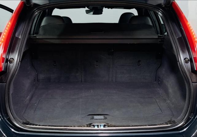 Volvo XC60 I Рестайлинг с пробегом 2016 года, цена 1 899 000 рублей, 216000 км, внедорожник, Автокод Объявления