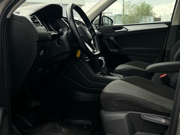 Volkswagen Tiguan II Рестайлинг с пробегом 2021 года, цена 2 499 000 рублей, 153050 км, внедорожник, Автокод Объявления