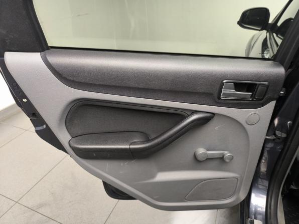 Ford Focus II Рестайлинг с пробегом 2010 года, цена 656 000 рублей, 247805 км, седан, Автокод Объявления