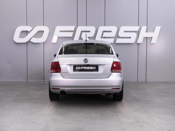 Volkswagen Polo V Рестайлинг с пробегом 2016 года, цена 1 084 000 рублей, 160071 км, седан, Автокод Объявления