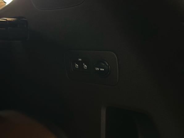 Hyundai Santa Fe IV Рестайлинг с пробегом 2021 года, цена 3 399 900 рублей, 111147 км, внедорожник, Автокод Объявления