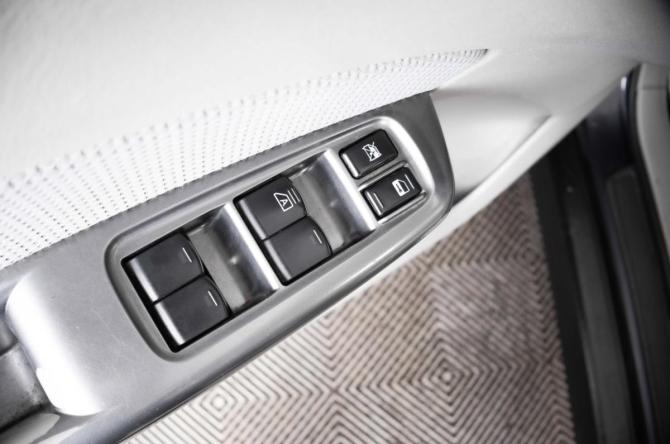 Subaru Forester III Рестайлинг с пробегом 2012 года, цена 1 249 000 рублей, 136254 км, внедорожник, Автокод Объявления