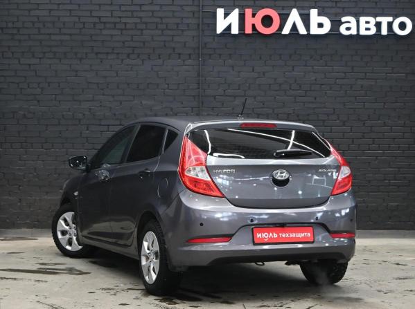 Hyundai Solaris I Рестайлинг с пробегом 2014 года, цена 850 000 рублей, 214683 км, хэтчбек, Автокод Объявления