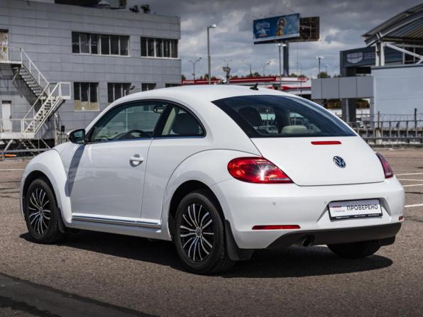 Volkswagen Beetle II (A5) с пробегом 2014 года, цена 1 498 000 рублей, 46000 км, хэтчбек, Автокод Объявления