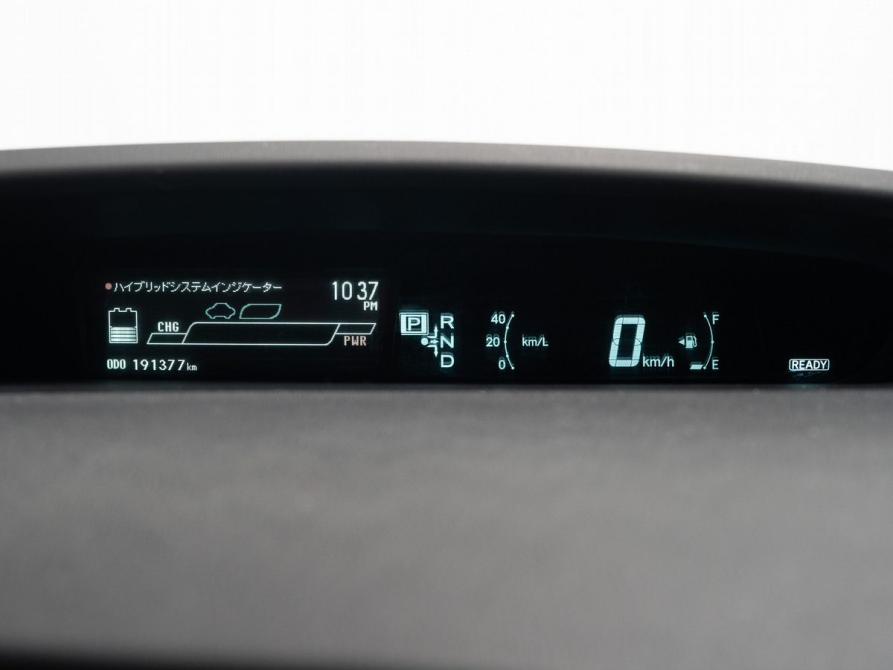 Toyota Prius III Рестайлинг (XW30) Чита  - изображение 9