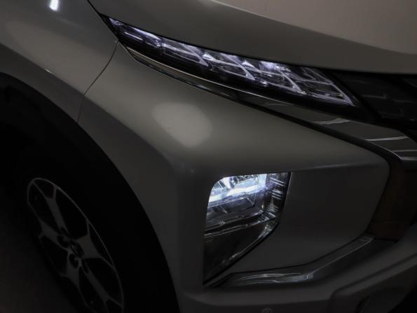 Mitsubishi Xpander I с пробегом 2022 года, цена 2 350 000 рублей, 56100 км, внедорожник, Автокод Объявления