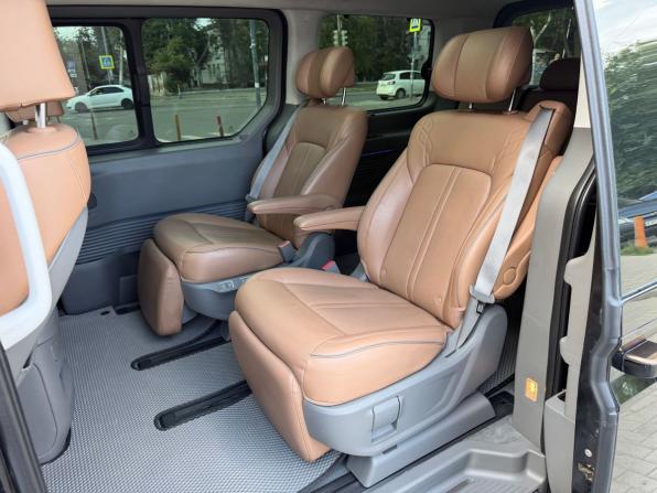 Hyundai Staria I с пробегом 2023 года, цена 4 550 000 рублей, 261605 км, минивэн, Автокод Объявления