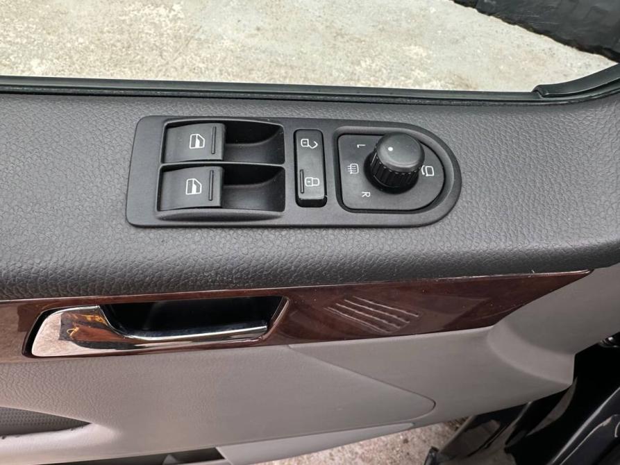 Volkswagen Multivan T5 Рестайлинг Ижевск  - изображение 13