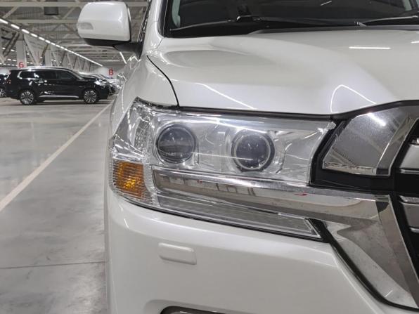 Toyota Land Cruiser 200 Series Рестайлинг 2 с пробегом 2016 года, цена 5 950 000 рублей, 96369 км, внедорожник, Автокод Объявления