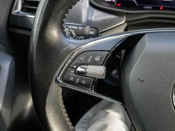 Skoda Rapid II с пробегом 2021 года, цена 1 550 000 рублей, 74607 км, лифтбек, Автокод Объявления