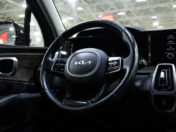Kia Sorento IV с пробегом 2022 года, цена 3 799 000 рублей, 56559 км, внедорожник, Автокод Объявления
