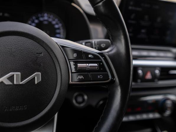 Kia Cerato IV Рестайлинг с пробегом 2021 года, цена 2 025 000 рублей, 81704 км, седан, Автокод Объявления