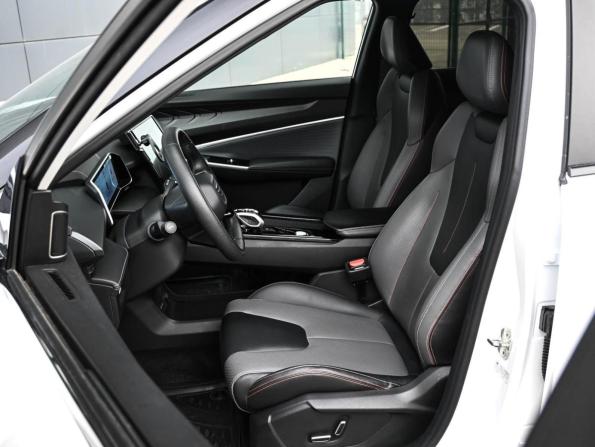 Geely Atlas II с пробегом 2023 года, цена 2 389 000 рублей, 23810 км, внедорожник, Автокод Объявления