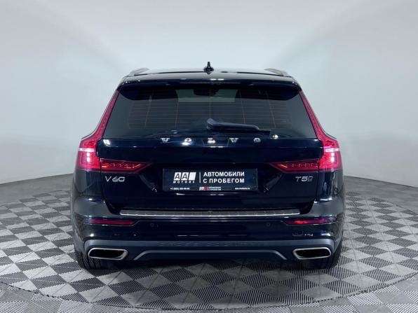 Volvo V60 Cross Country II с пробегом 2021 года, цена 3 397 000 рублей, 116411 км, универсал, Автокод Объявления