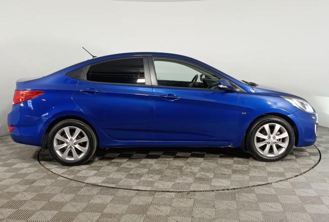 Hyundai Solaris I с пробегом 2012 года, цена 895 000 рублей, 173683 км, седан, Автокод Объявления