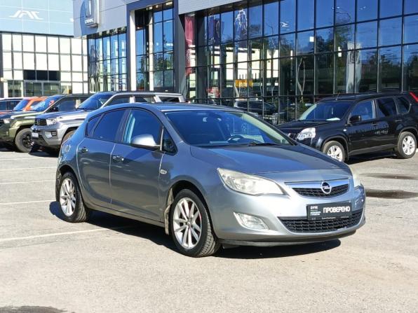 Opel Astra J с пробегом 2010 года, цена 580 000 рублей, 232146 км, хэтчбек, Автокод Объявления