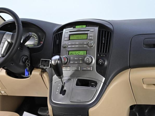 Hyundai Grand Starex I с пробегом 2011 года, цена 1 950 000 рублей, 155000 км, минивэн, Автокод Объявления