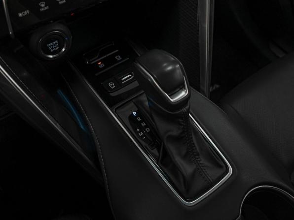 Toyota Venza II с пробегом 2023 года, цена 4 730 000 рублей, 34212 км, внедорожник, Автокод Объявления
