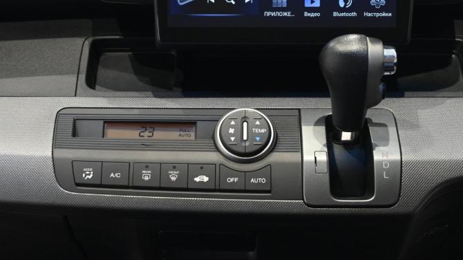 Honda Freed I с пробегом 2008 года, цена 950 000 рублей, 125000 км, компактвэн, Автокод Объявления