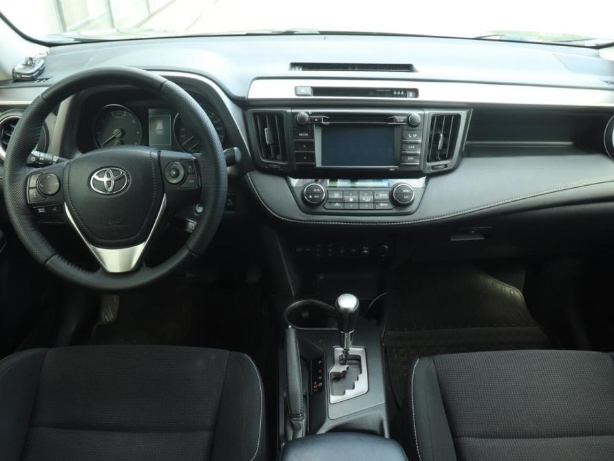 Toyota RAV4 IV (XA40) Рестайлинг Казань  - изображение 7