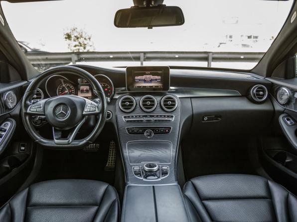 Mercedes-Benz C-Класс IV (W205) с пробегом 2015 года, цена 1 868 000 рублей, 216249 км, седан, Автокод Объявления