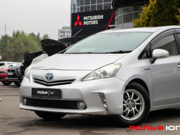 Toyota Prius III Рестайлинг (XW30) с пробегом 2012 года, цена 898 000 рублей, 305079 км, лифтбек, Автокод Объявления