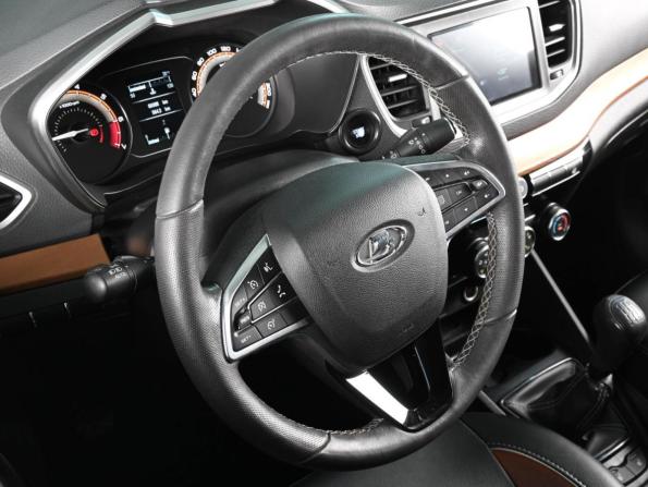 Lada (ВАЗ) Vesta I Рестайлинг (NG) с пробегом 2023 года, цена 1 279 000 рублей, 60088 км, седан, Автокод Объявления
