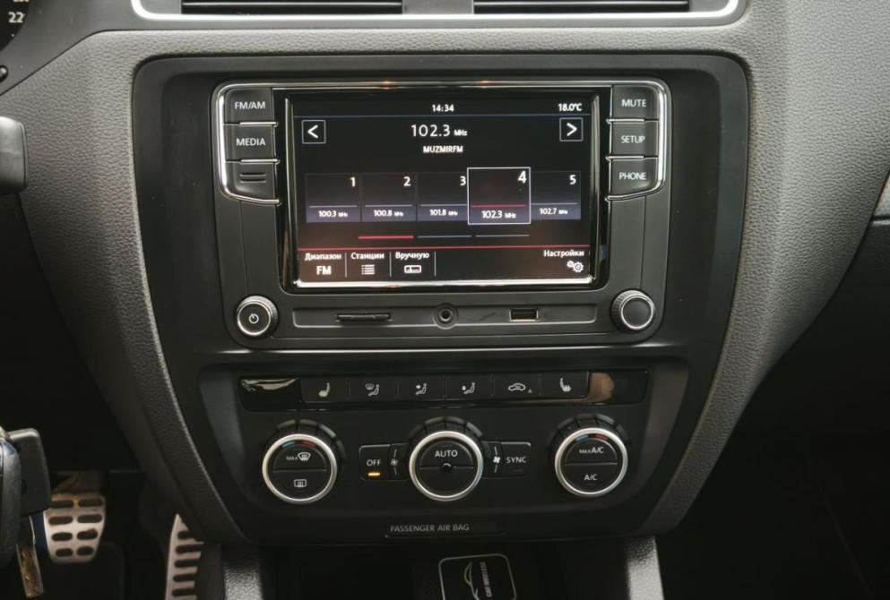 Volkswagen Jetta VI Сыктывкар  - изображение 16