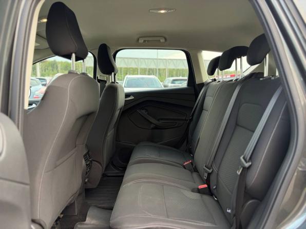 Ford Kuga II Рестайлинг с пробегом 2018 года, цена 1 815 000 рублей, 91380 км, внедорожник, Автокод Объявления