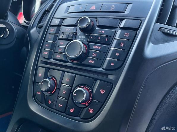 Opel Astra J с пробегом 2012 года, цена 619 000 рублей, 131037 км, хэтчбек, Автокод Объявления