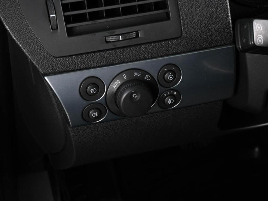 Opel Astra H Рестайлинг Ростов-на-Дону  - изображение 16