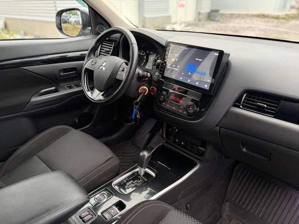Mitsubishi Outlander III Рестайлинг 3 с пробегом 2019 года, цена 1 985 000 рублей, 89000 км, внедорожник, Автокод Объявления