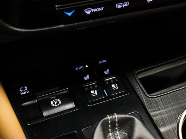 Lexus RX IV Рестайлинг с пробегом 2019 года, цена 5 590 000 рублей, 105640 км, внедорожник, Автокод Объявления