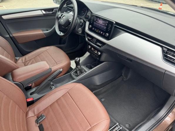 Skoda Rapid II с пробегом 2021 года, цена 1 499 900 рублей, 64177 км, лифтбек, Автокод Объявления