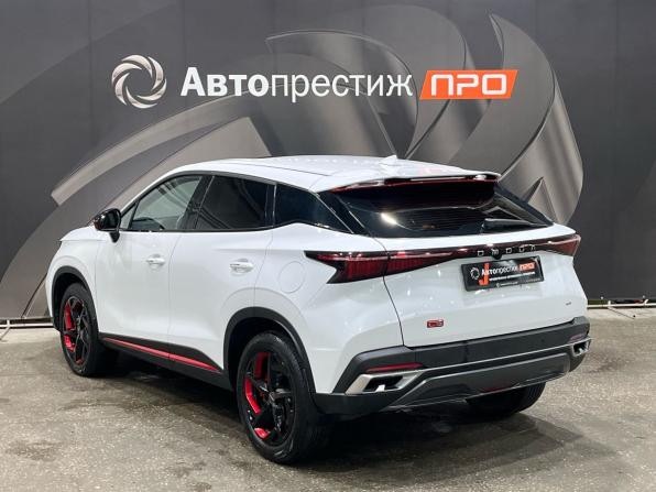 Omoda C5 I с пробегом 2023 года, цена 1 874 000 рублей, 57956 км, внедорожник, Автокод Объявления