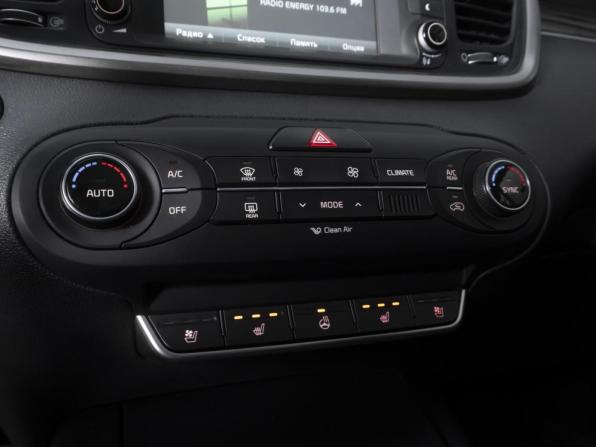 Kia Sorento III Prime с пробегом 2017 года, цена 2 078 905 рублей, 233657 км, внедорожник, Автокод Объявления