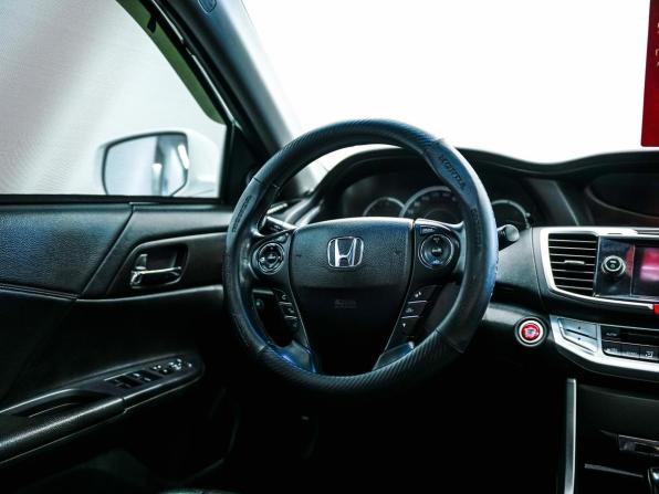 Honda Accord IX с пробегом 2013 года, цена 1 470 000 рублей, 203197 км, седан, Автокод Объявления