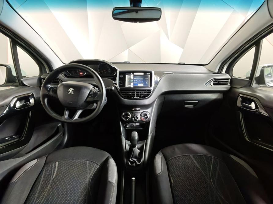 Peugeot 208 I Москва  - изображение 13