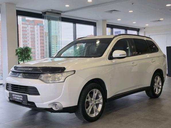 Mitsubishi Outlander III с пробегом 2013 года, цена 1 242 000 рублей, 195498 км, внедорожник, Автокод Объявления