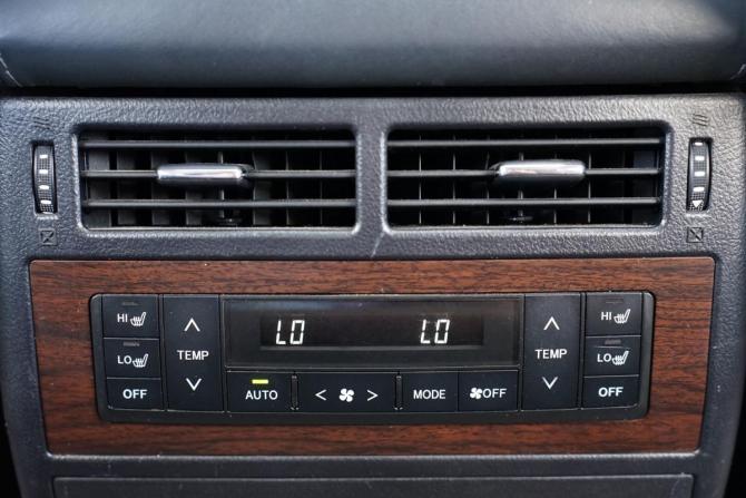 Toyota Land Cruiser 200 Series Рестайлинг 2 с пробегом 2015 года, цена 5 350 000 рублей, 229000 км, внедорожник, Автокод Объявления