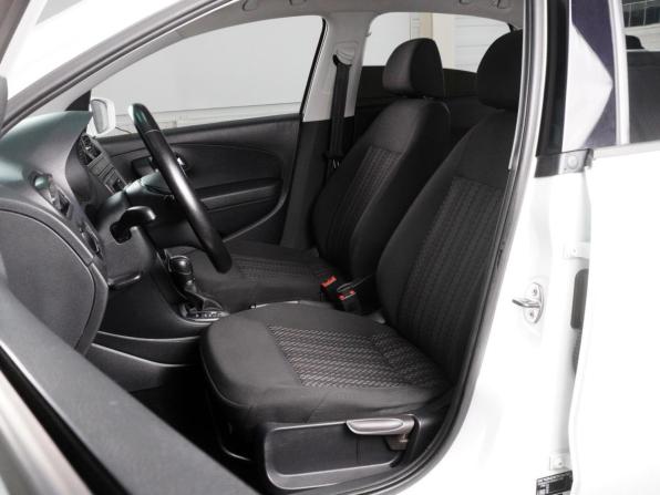 Volkswagen Polo V Рестайлинг с пробегом 2018 года, цена 1 250 000 рублей, 173482 км, седан, Автокод Объявления