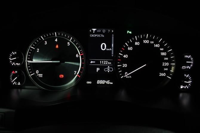 Lexus LX III Рестайлинг 2 с пробегом 2019 года, цена 9 750 000 рублей, 88845 км, внедорожник, Автокод Объявления