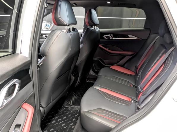 Geely Coolray I Рестайлинг с пробегом 2024 года, цена 2 150 000 рублей, 51404 км, внедорожник, Автокод Объявления
