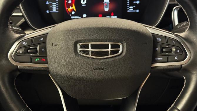 Geely Atlas Pro с пробегом 2023 года, цена 1 768 000 рублей, 101500 км, внедорожник, Автокод Объявления