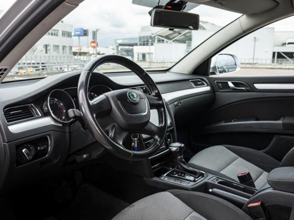Skoda Superb II с пробегом 2012 года, цена 797 000 рублей, 214308 км, универсал, Автокод Объявления