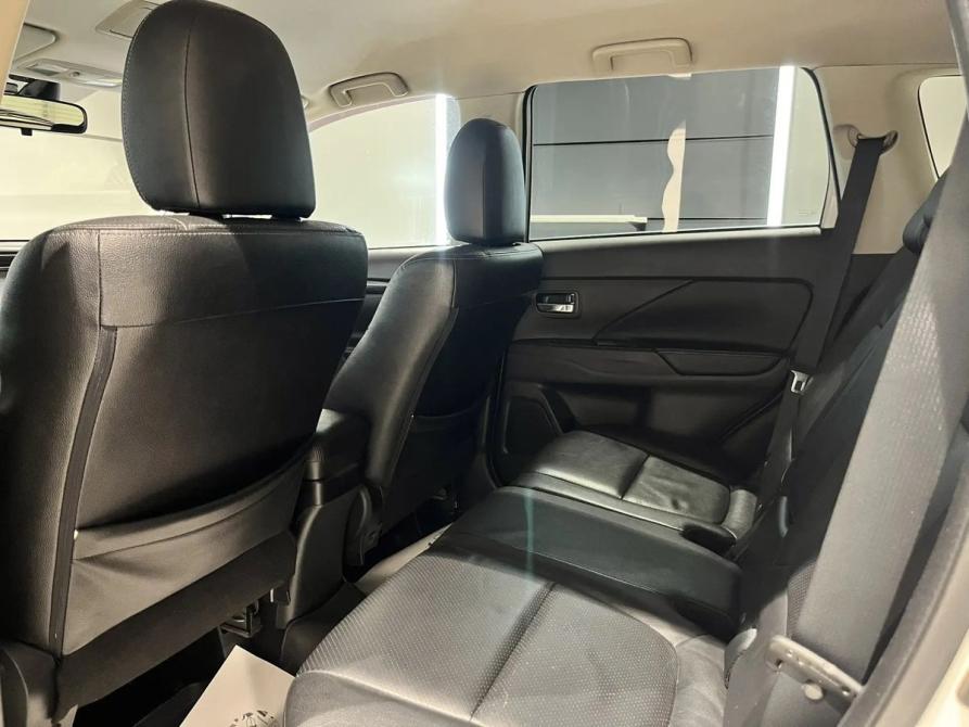 Mitsubishi Outlander III Рестайлинг 2 Новосибирск  - изображение 18