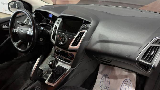 Ford Focus III с пробегом 2012 года, цена 800 000 рублей, 269900 км, универсал, Автокод Объявления