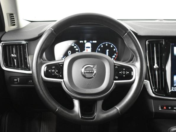 Volvo V90 Cross Country I с пробегом 2018 года, цена 3 465 900 рублей, 131288 км, универсал, Автокод Объявления
